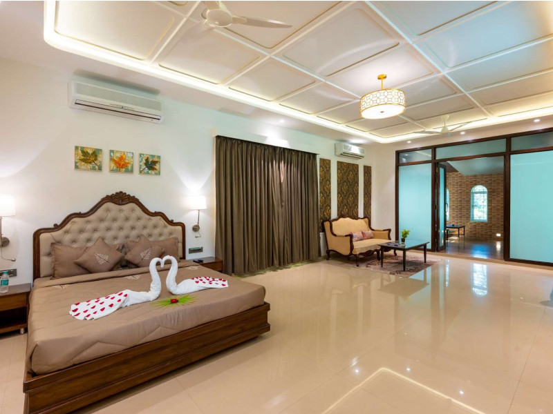 Maharaja Feels,a 4bhk villa with private maharaj suite